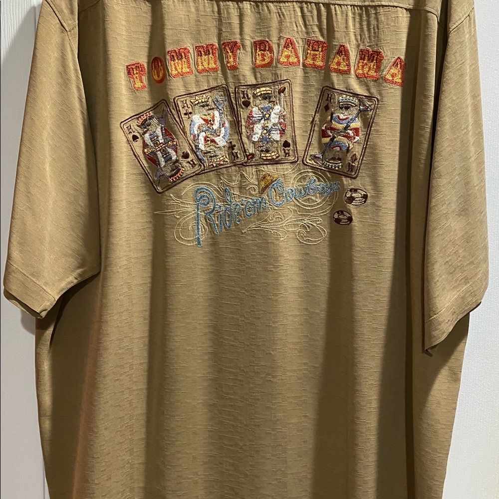 XL Tommy Bahama men’s short sleeve shirt.